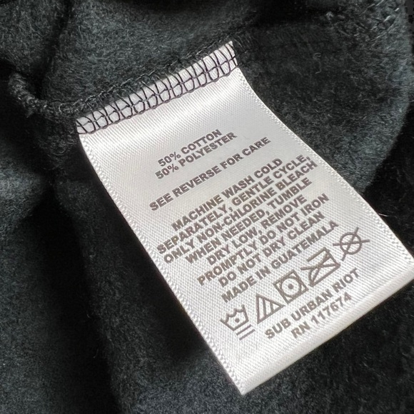 Sub_Urban Riot Womens Graphic Crewneck Sweater XS black “gratitude” long sleeve - Picture 7 of 10